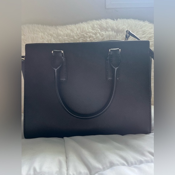 kate spade medium purse - Picture 2 of 2